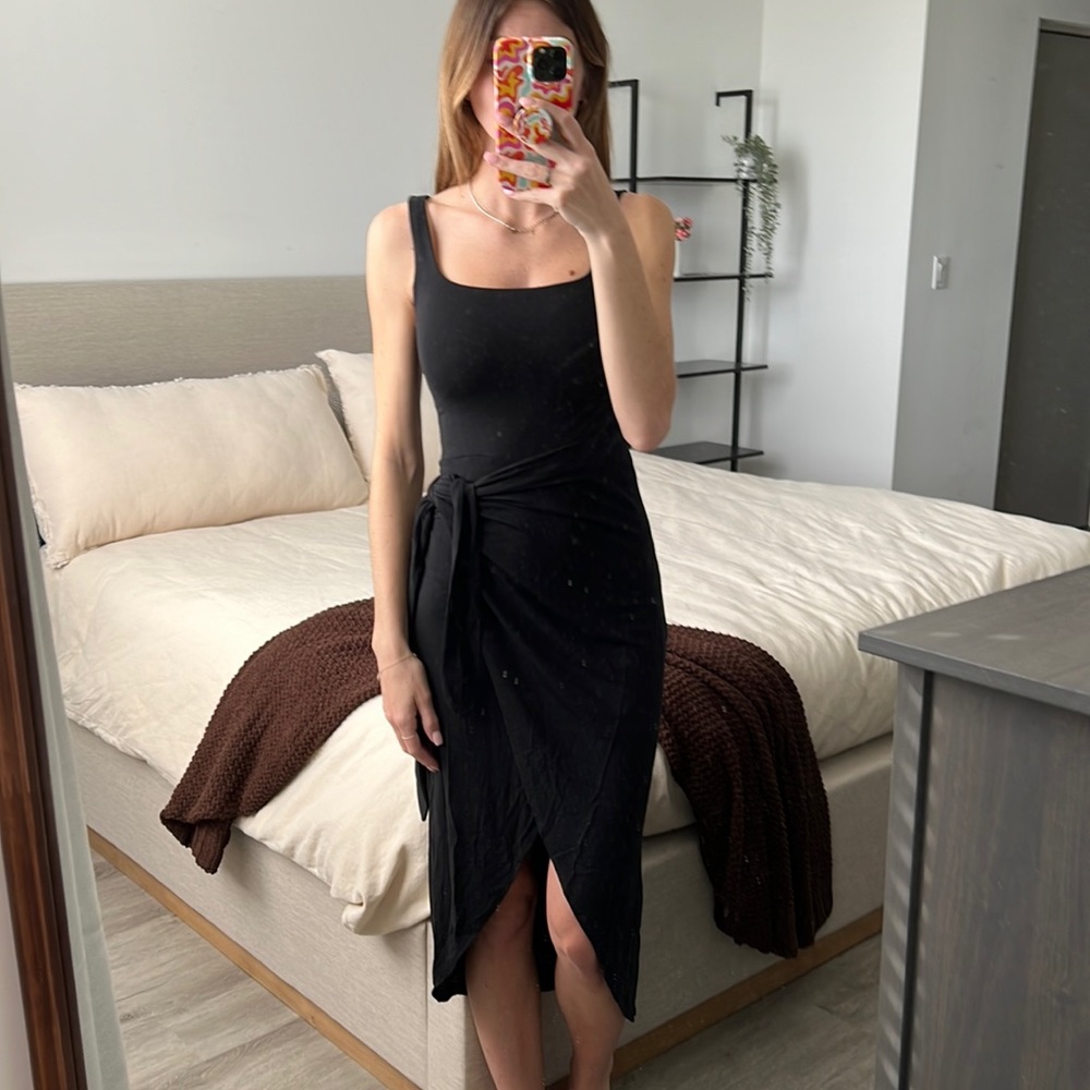 Aritzia high low tie dress